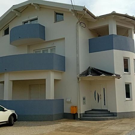 Apartman De ヴェリカ・ゴリツァ エクステリア 写真